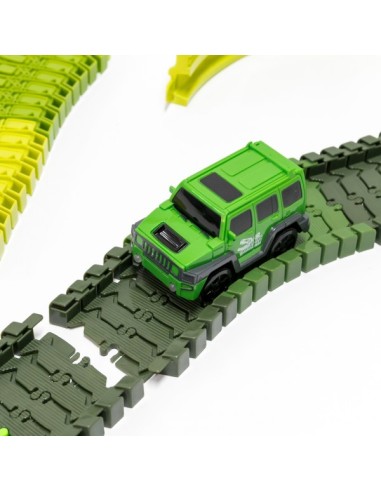 PISTA DE AUTOS CON DINOSAURIOS